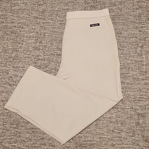 Top flite- capris